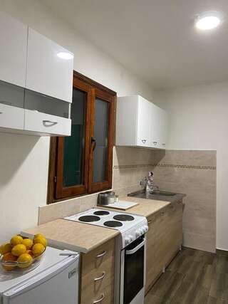 Дома для отпуска Guest House Markovic Lovcen Цетине Дом с 3 спальнями-6